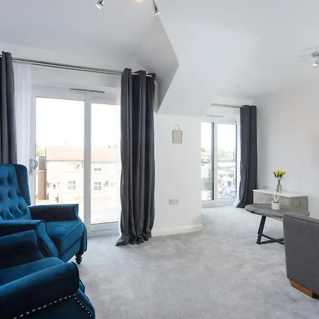 Aura Retreat With Free Parking