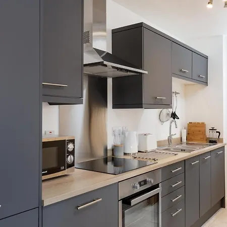 Apartment Aura Retreat With Free Parking